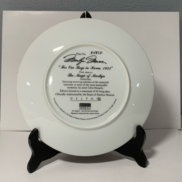 Limited Edition Marilyn Monroe Collector Plate - Picture 6 of 9